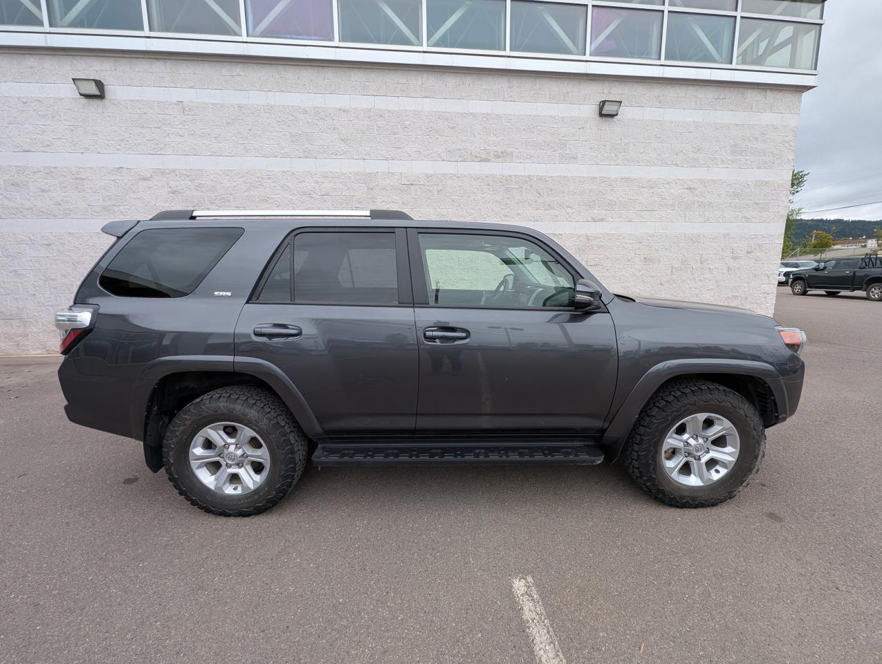 2022 Toyota 4Runner SR5 Photo