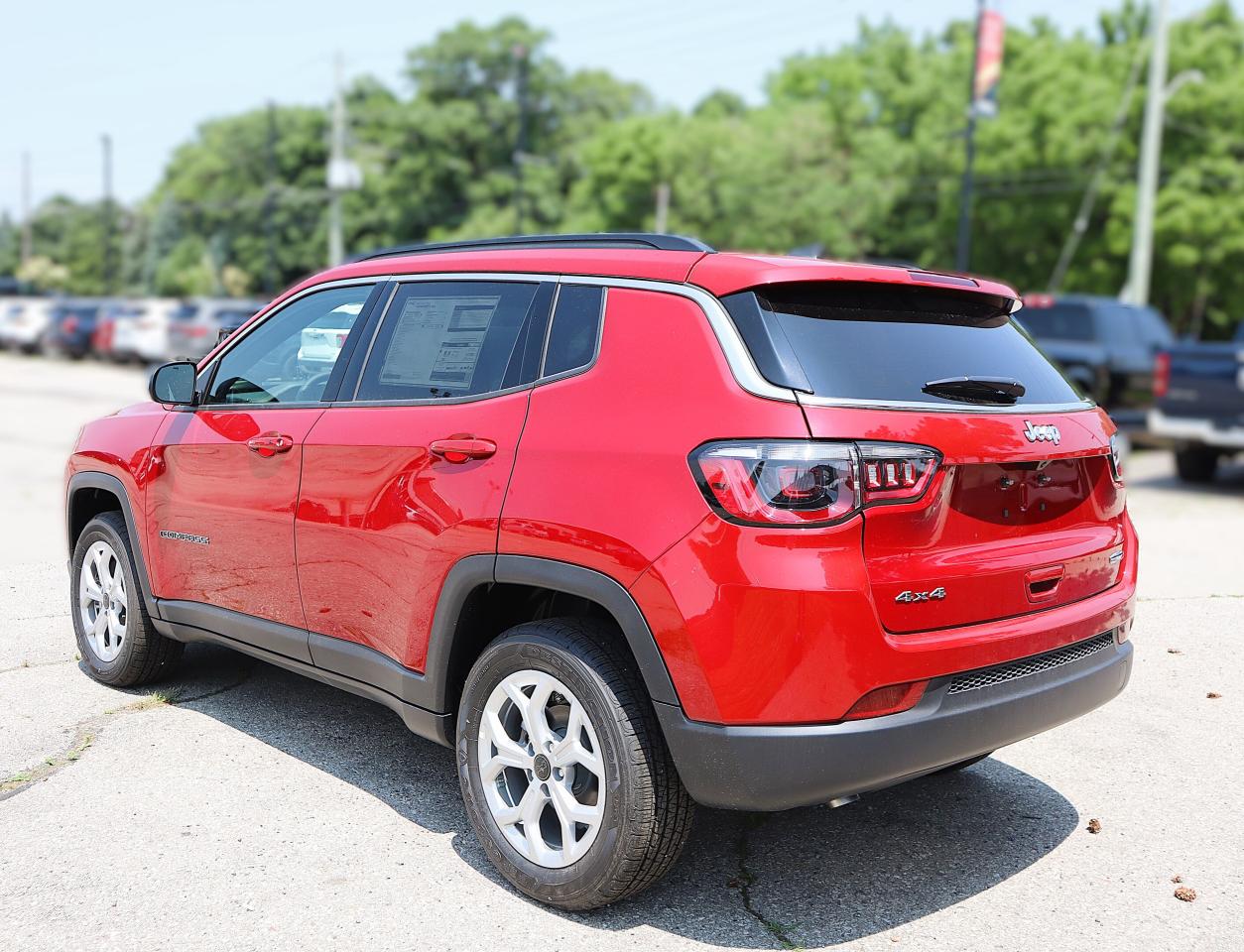 2025 Jeep Compass NORTH 4X4 Photo