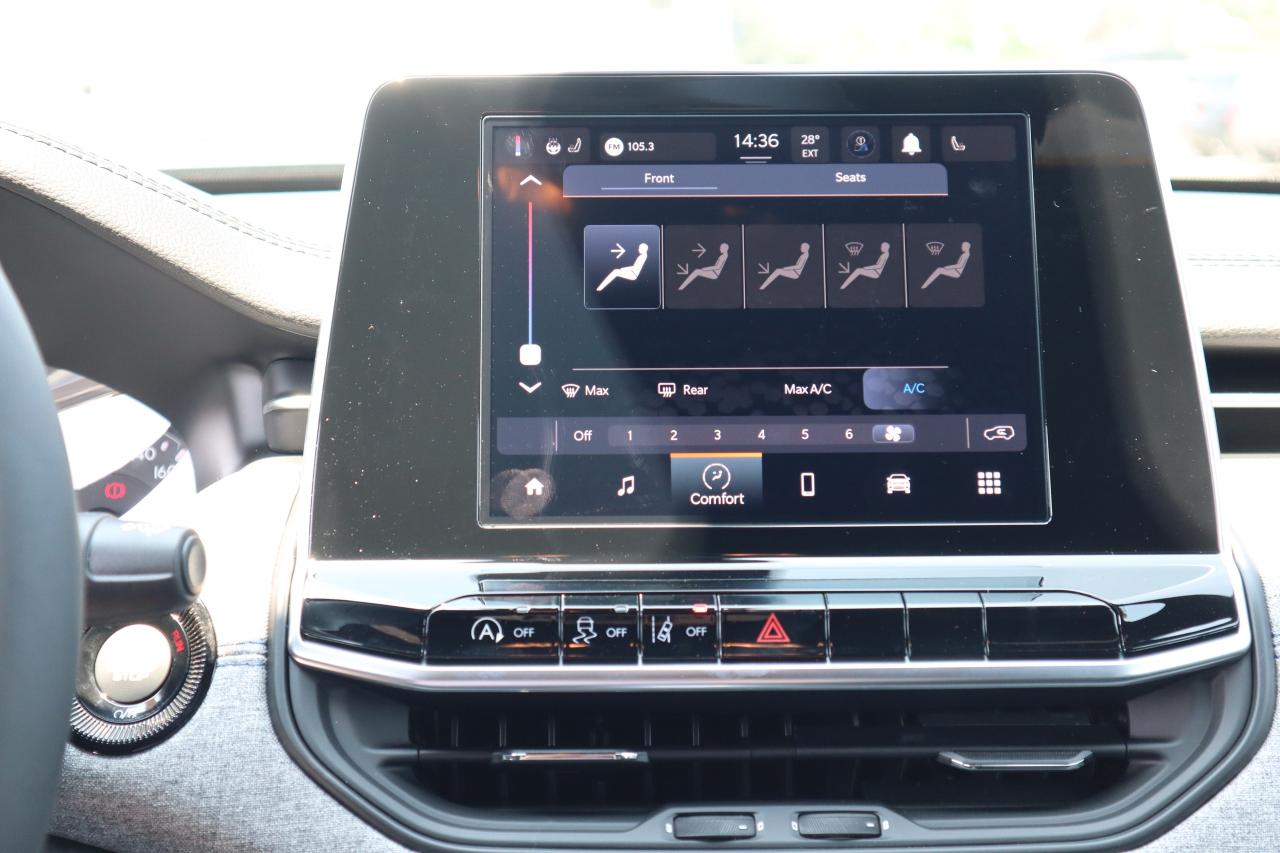 2025 Jeep Compass NORTH 4X4 Photo