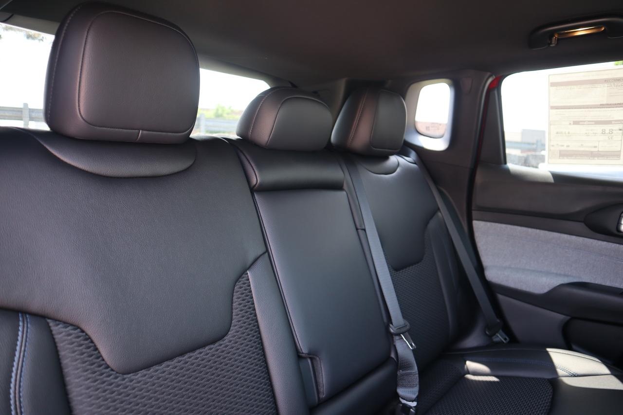 2025 Jeep Compass NORTH 4X4 Photo