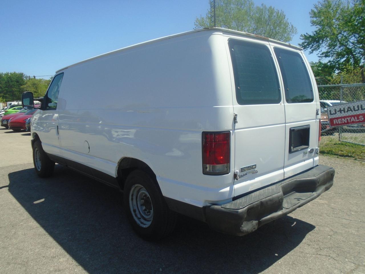 2014 Ford Econoline E-150 Commercial - Photo #6