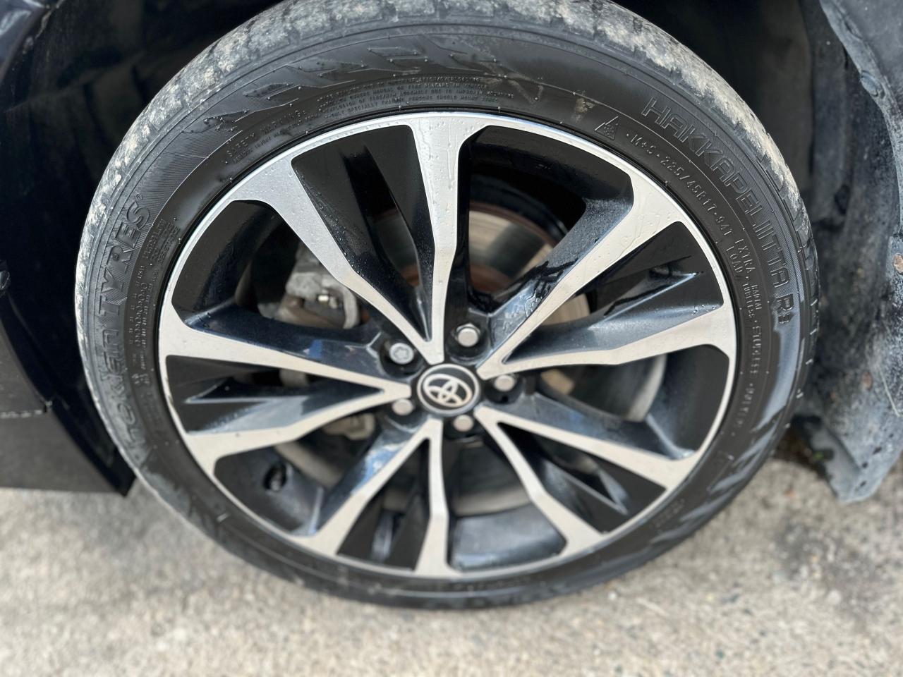 2017 Toyota Corolla SE, AUTO, SUNROOF, ALLOYS, LOADED, CERTIFIED - Photo #10