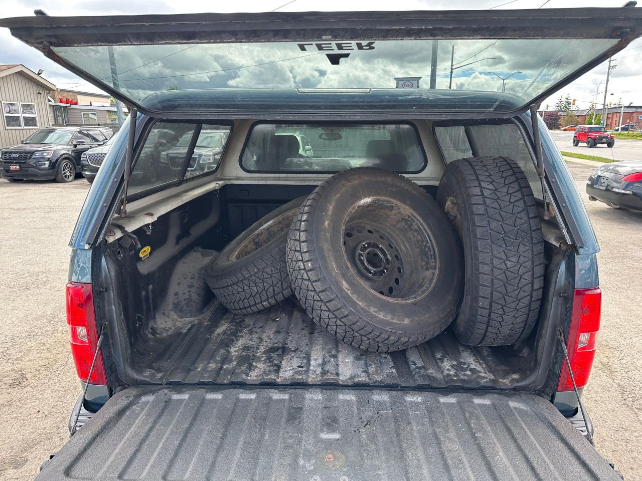 2013 Chevrolet Silverado 1500 LT, CREW CAB, SHORT BOX, 2 SETS OF WHEELS. CERT - Photo #15