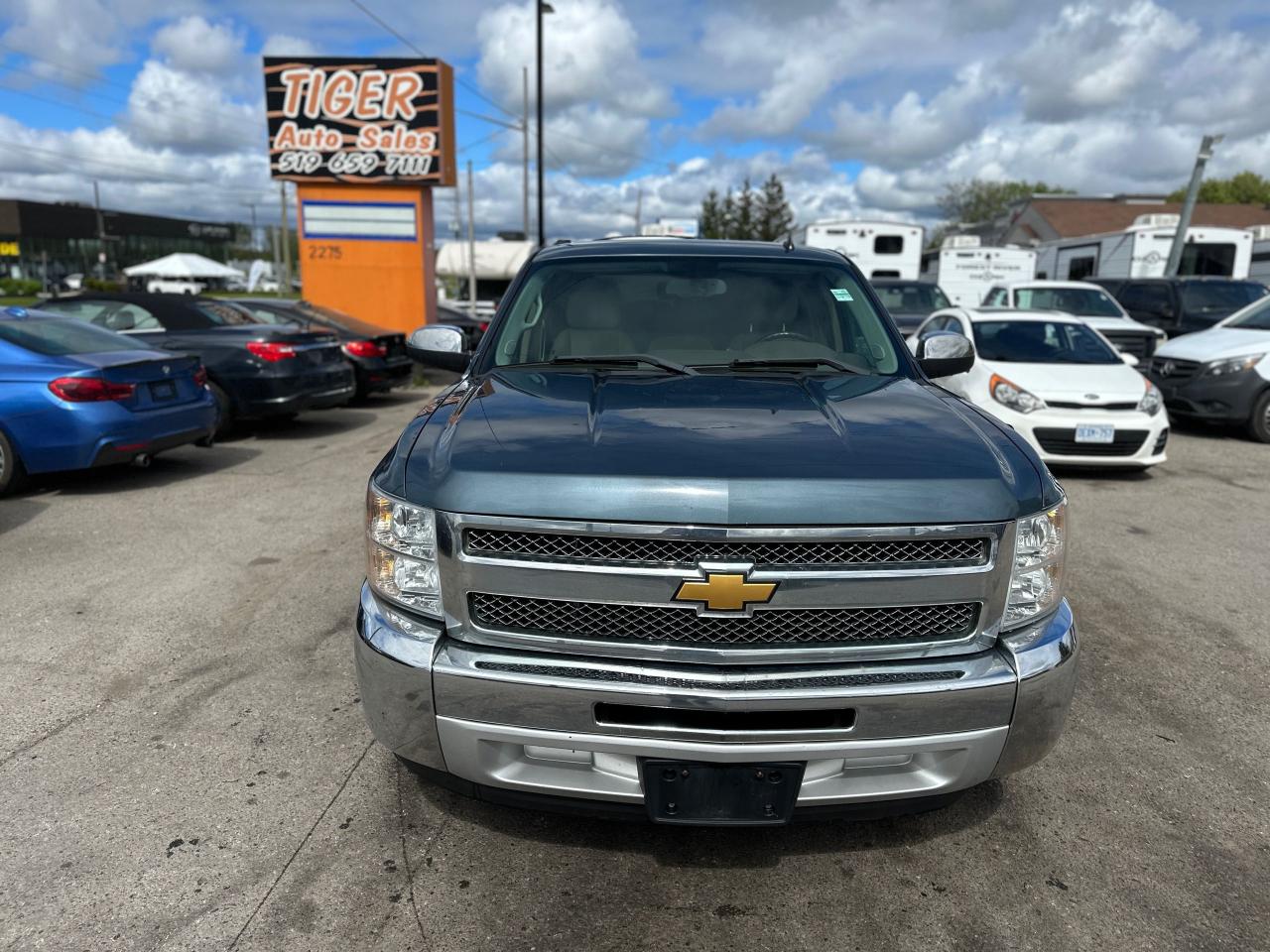 2013 Chevrolet Silverado 1500 LT, CREW CAB, SHORT BOX, 2 SETS OF WHEELS. CERT - Photo #8
