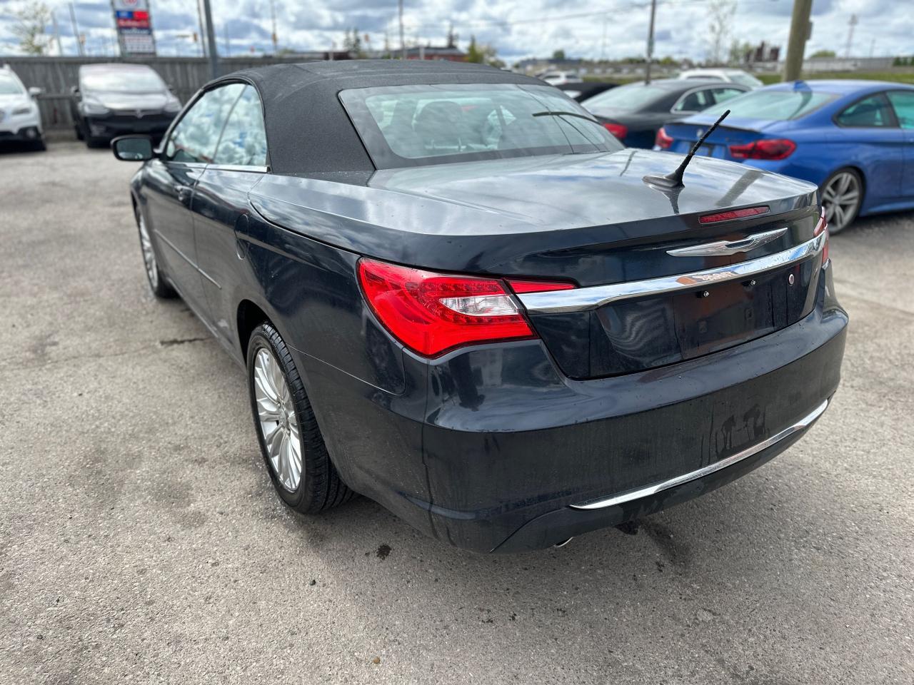 2012 Chrysler 200 TOURING, CONVERTIBLE, ONLY 69KMS, CERTIFIED - Photo #3