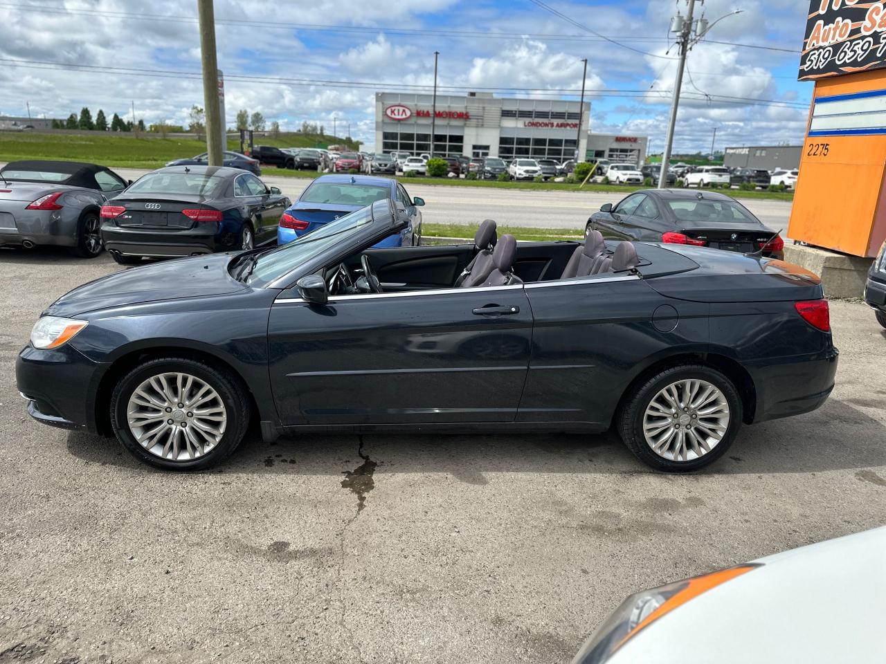 2012 Chrysler 200 TOURING, CONVERTIBLE, ONLY 69KMS, CERTIFIED - Photo #10