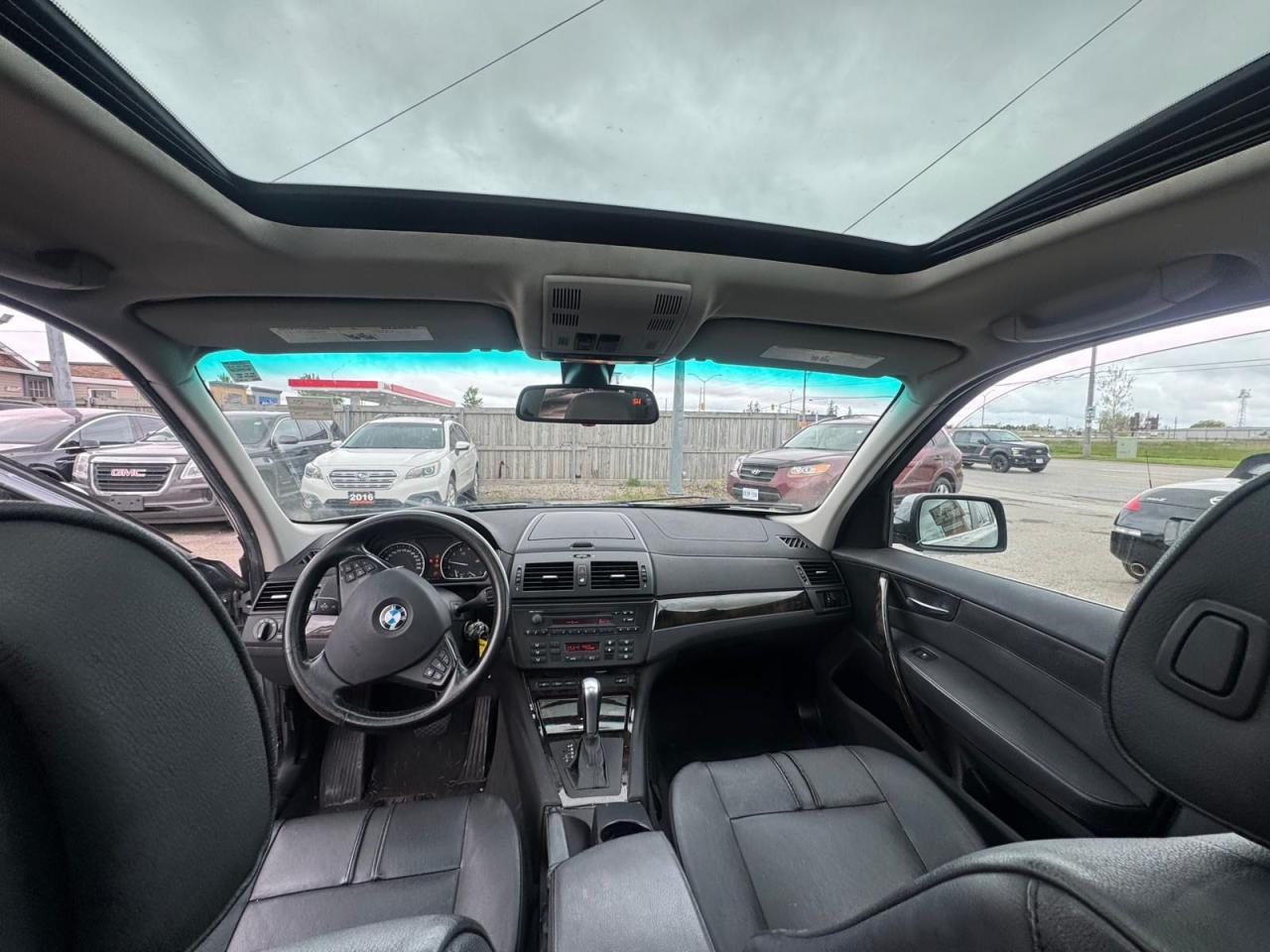 2008 BMW X3 3.0Si, LEATHER, SUNROOF, AWD, ONLY 182KMS, AS IS - Photo #11