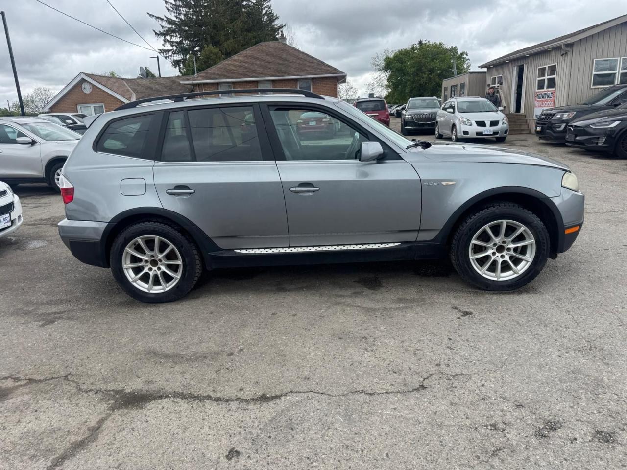 2008 BMW X3 3.0Si, LEATHER, SUNROOF, AWD, ONLY 182KMS, AS IS - Photo #6