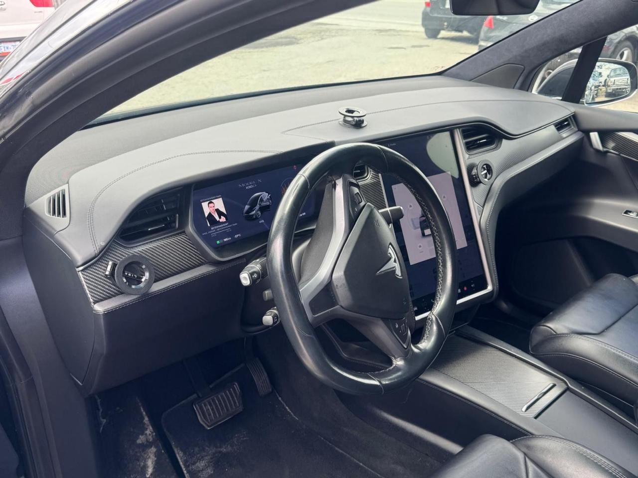 2018 Tesla Model X 100D, AWD, LONG RANGE, LOADED, WARRANTY, CERTIFIED - Photo #17
