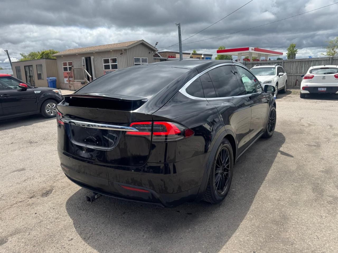 2018 Tesla Model X 100D, AWD, LONG RANGE, LOADED, WARRANTY, CERTIFIED - Photo #5