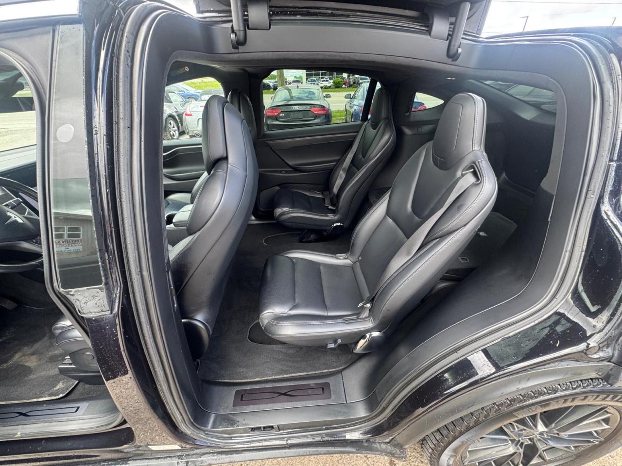 2018 Tesla Model X 100D, AWD, LONG RANGE, LOADED, WARRANTY, CERTIFIED - Photo #11