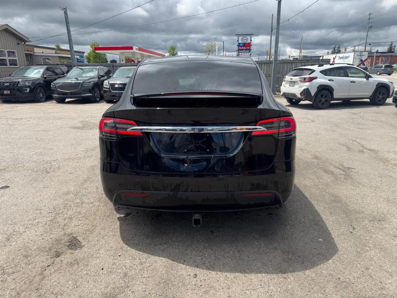 2018 Tesla Model X 100D, AWD, LONG RANGE, LOADED, WARRANTY, CERTIFIED - Photo #4