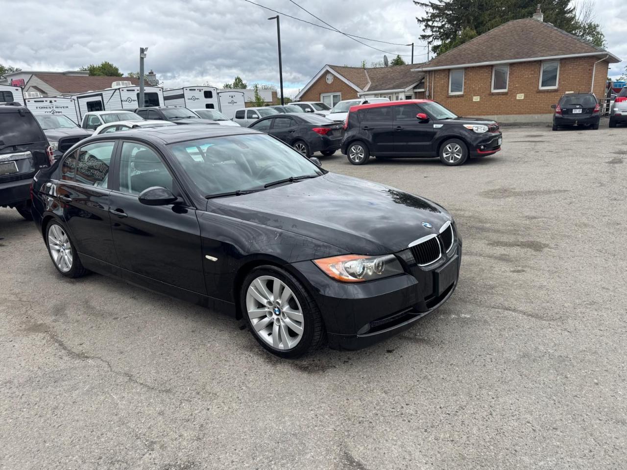 2007 BMW 3 Series 328i, 6 SPEED MANUAL, LOW KMS, ONLY 90KMS, CERT - Photo #7