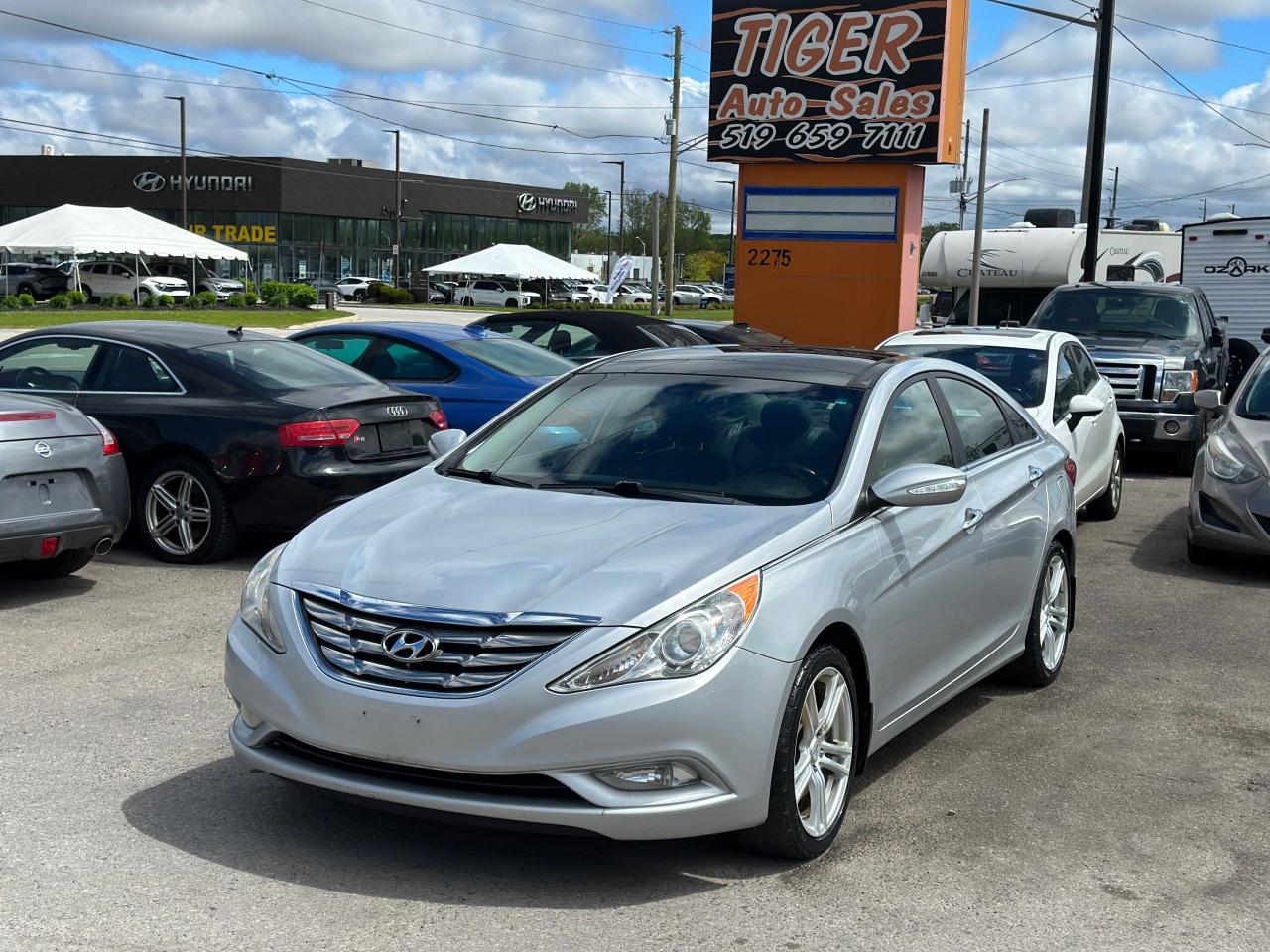 Used 2012 Hyundai Sonata LIMITED, NAVI, SUNROOF, ALLOYS, LEATHER, 1 OWNER, for sale in London, ON
