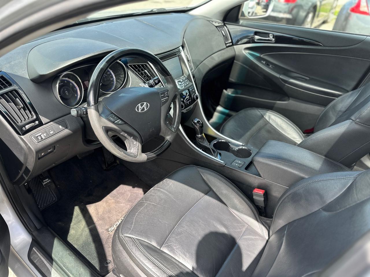 2012 Hyundai Sonata LIMITED, NAVI, SUNROOF, ALLOYS, LEATHER, 1 OWNER, - Photo #16