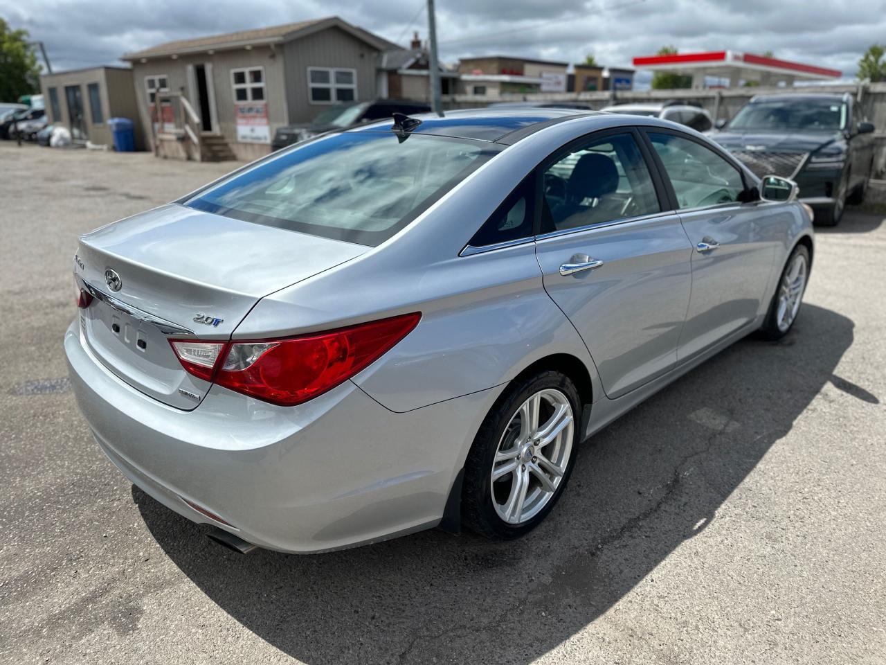 2012 Hyundai Sonata LIMITED, NAVI, SUNROOF, ALLOYS, LEATHER, 1 OWNER, - Photo #5