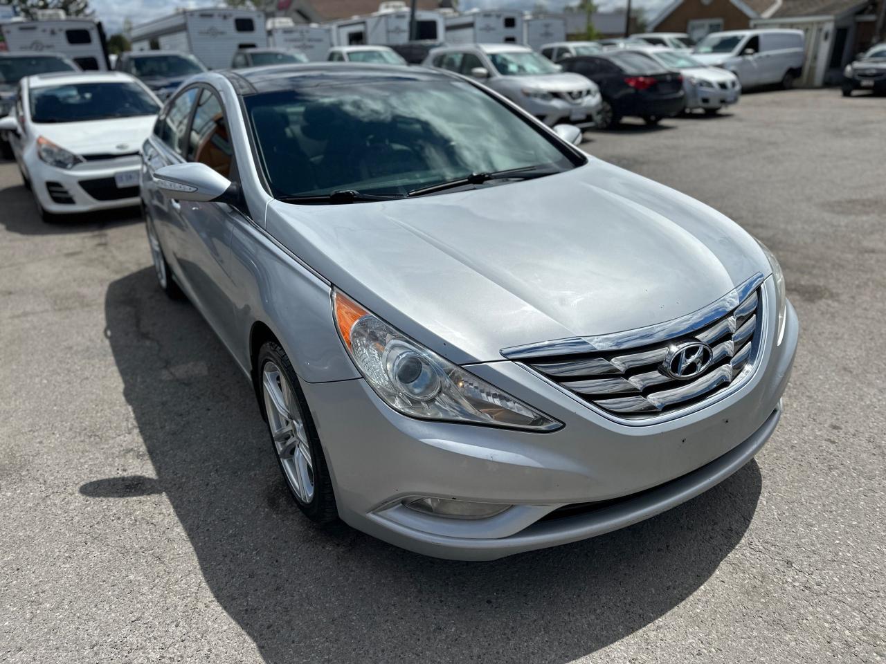 2012 Hyundai Sonata LIMITED, NAVI, SUNROOF, ALLOYS, LEATHER, 1 OWNER, - Photo #7