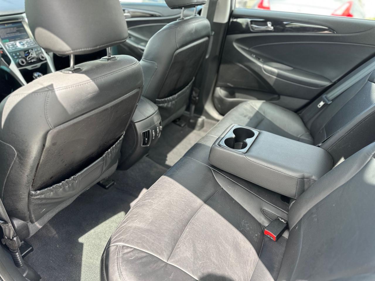 2012 Hyundai Sonata LIMITED, NAVI, SUNROOF, ALLOYS, LEATHER, 1 OWNER, - Photo #15