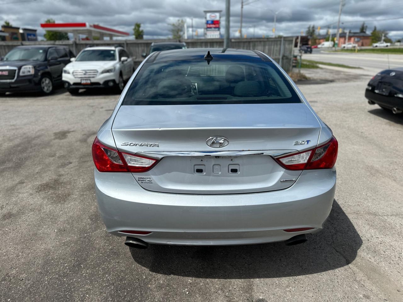 2012 Hyundai Sonata LIMITED, NAVI, SUNROOF, ALLOYS, LEATHER, 1 OWNER, - Photo #4