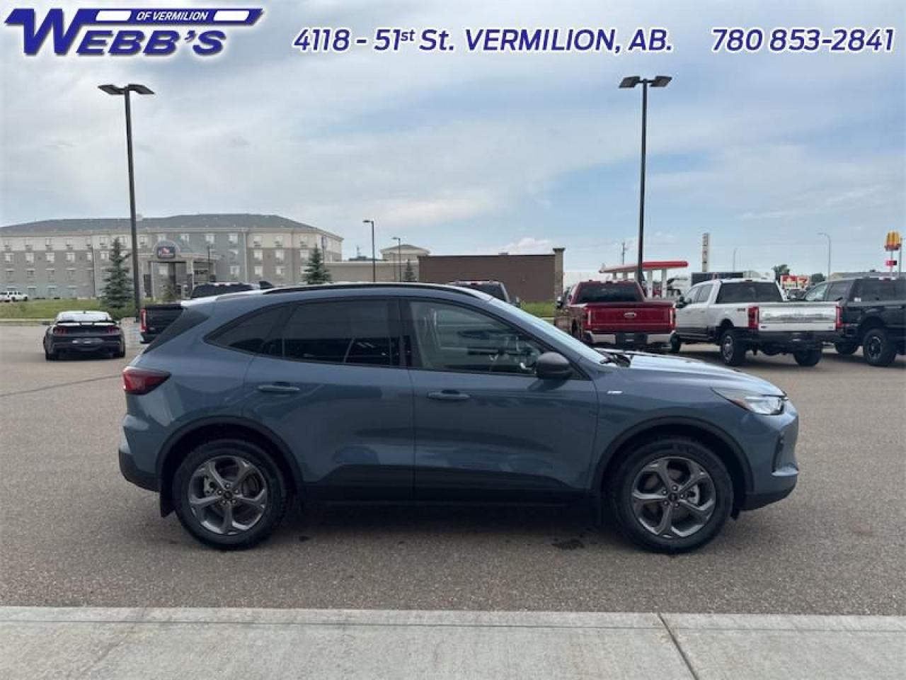 2025 Ford Escape ST-Line Photo5