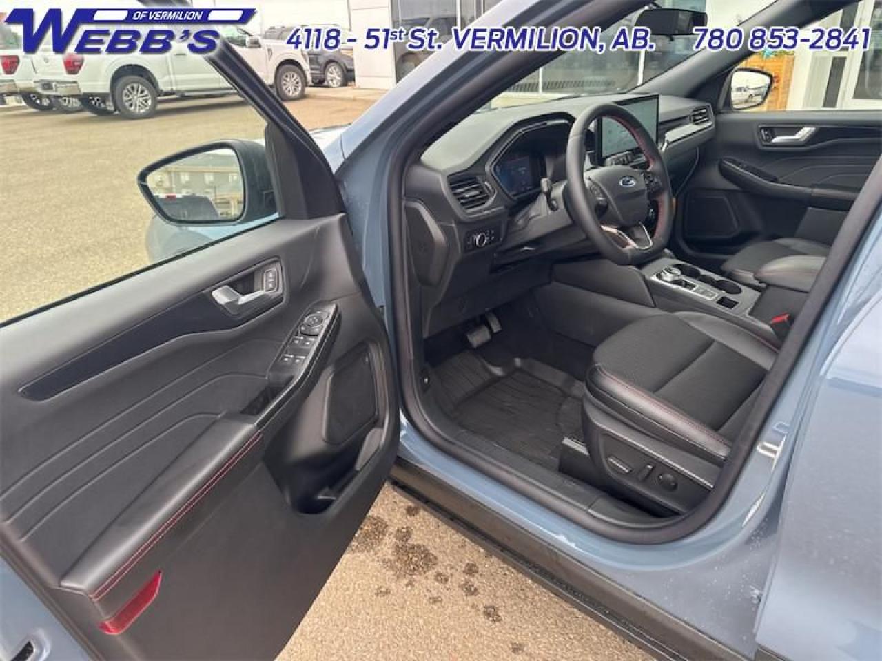 2025 Ford Escape ST-Line Photo5