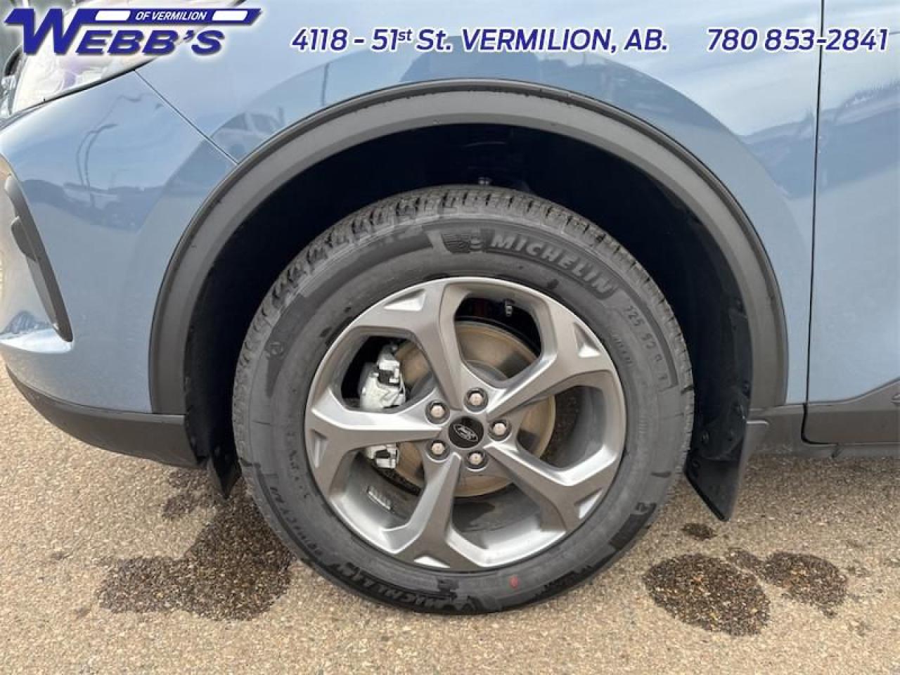 2025 Ford Escape ST-Line Photo5