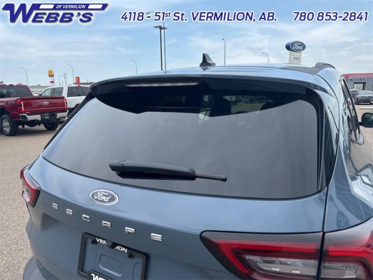 2025 Ford Escape ST-Line Photo5