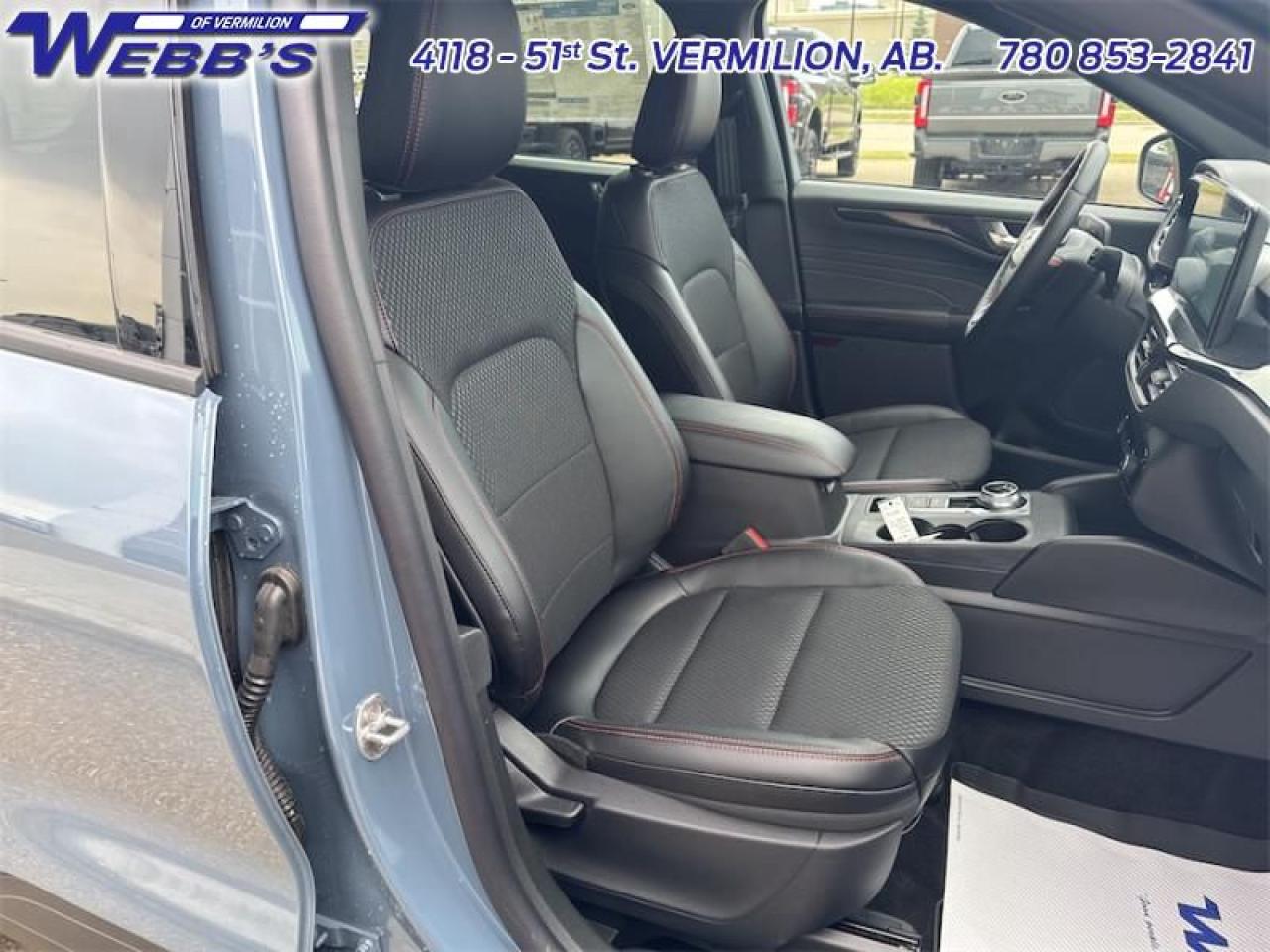 2025 Ford Escape ST-Line Photo5