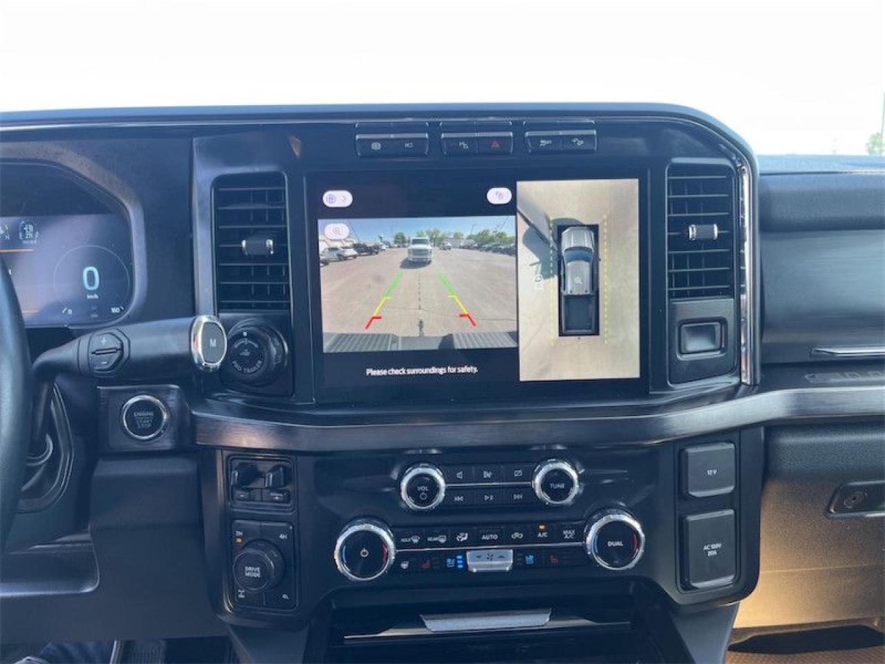 2024 Ford F-350 Super Duty - Low Mileage Photo5