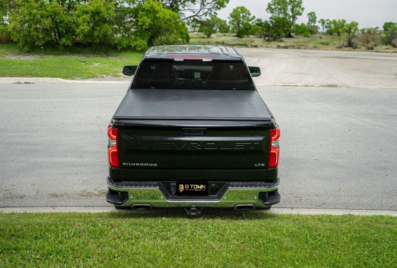 2022 Chevrolet Silverado 1500 LTZ Photo