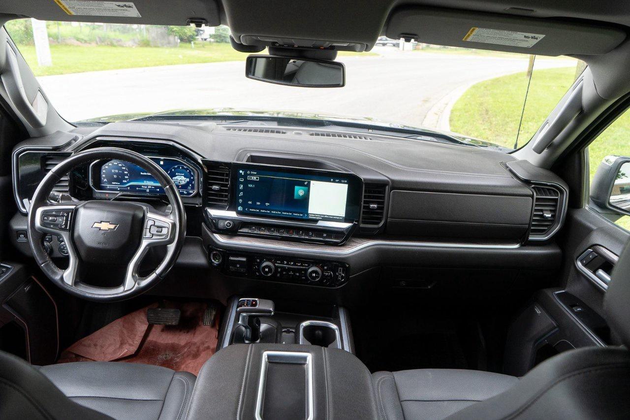 2022 Chevrolet Silverado 1500 LTZ Photo