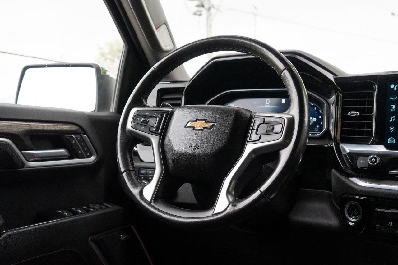 2022 Chevrolet Silverado 1500 LTZ Photo