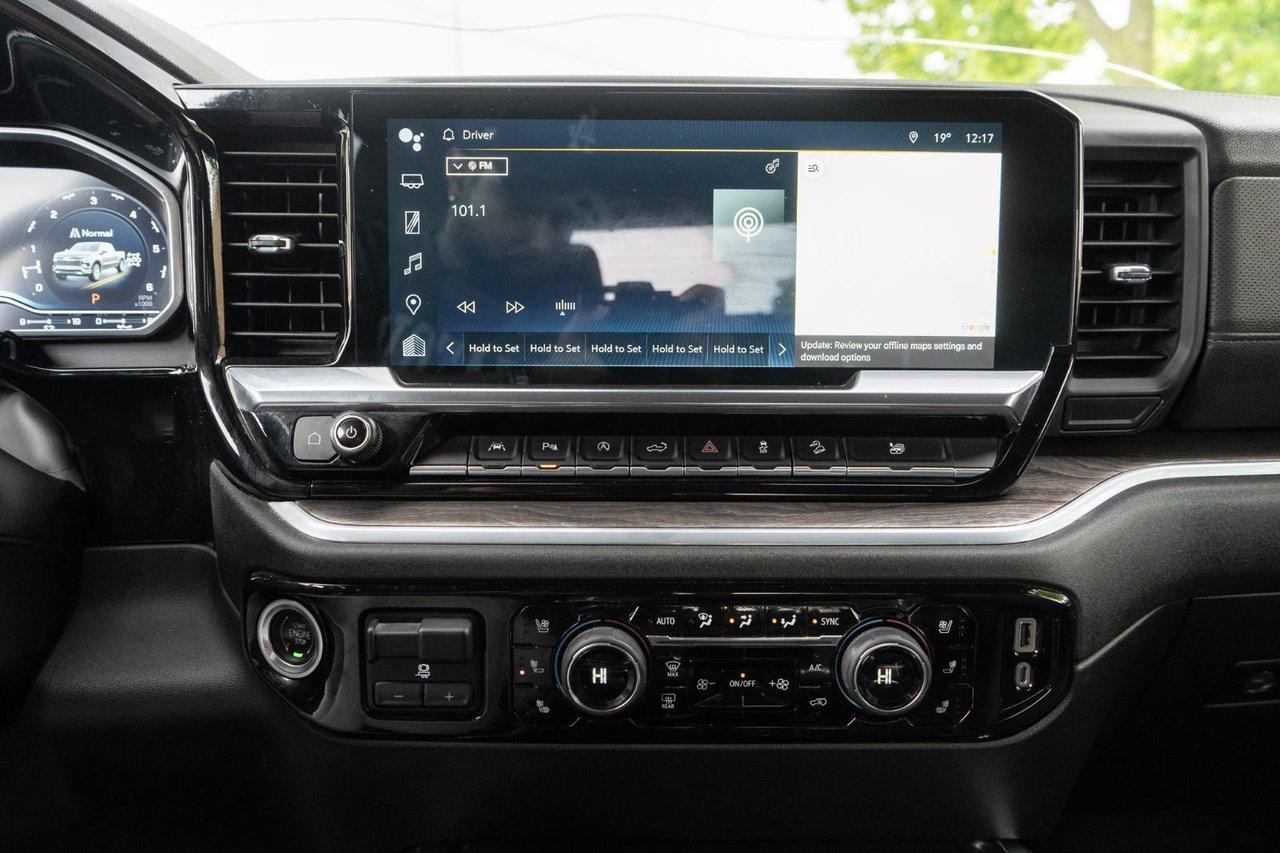 2022 Chevrolet Silverado 1500 LTZ Photo