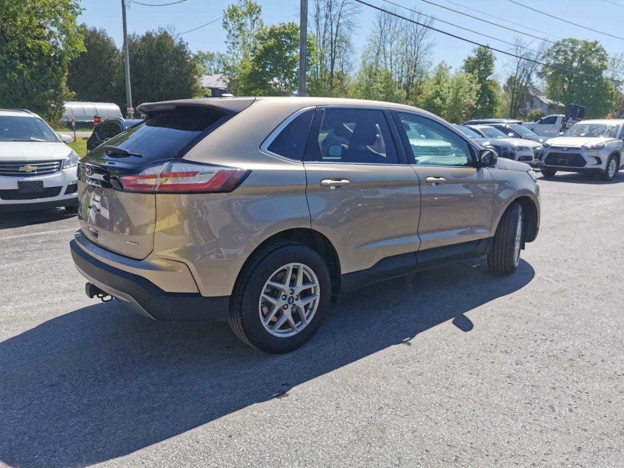 2021 Ford Edge SEL AWD - Photo #5