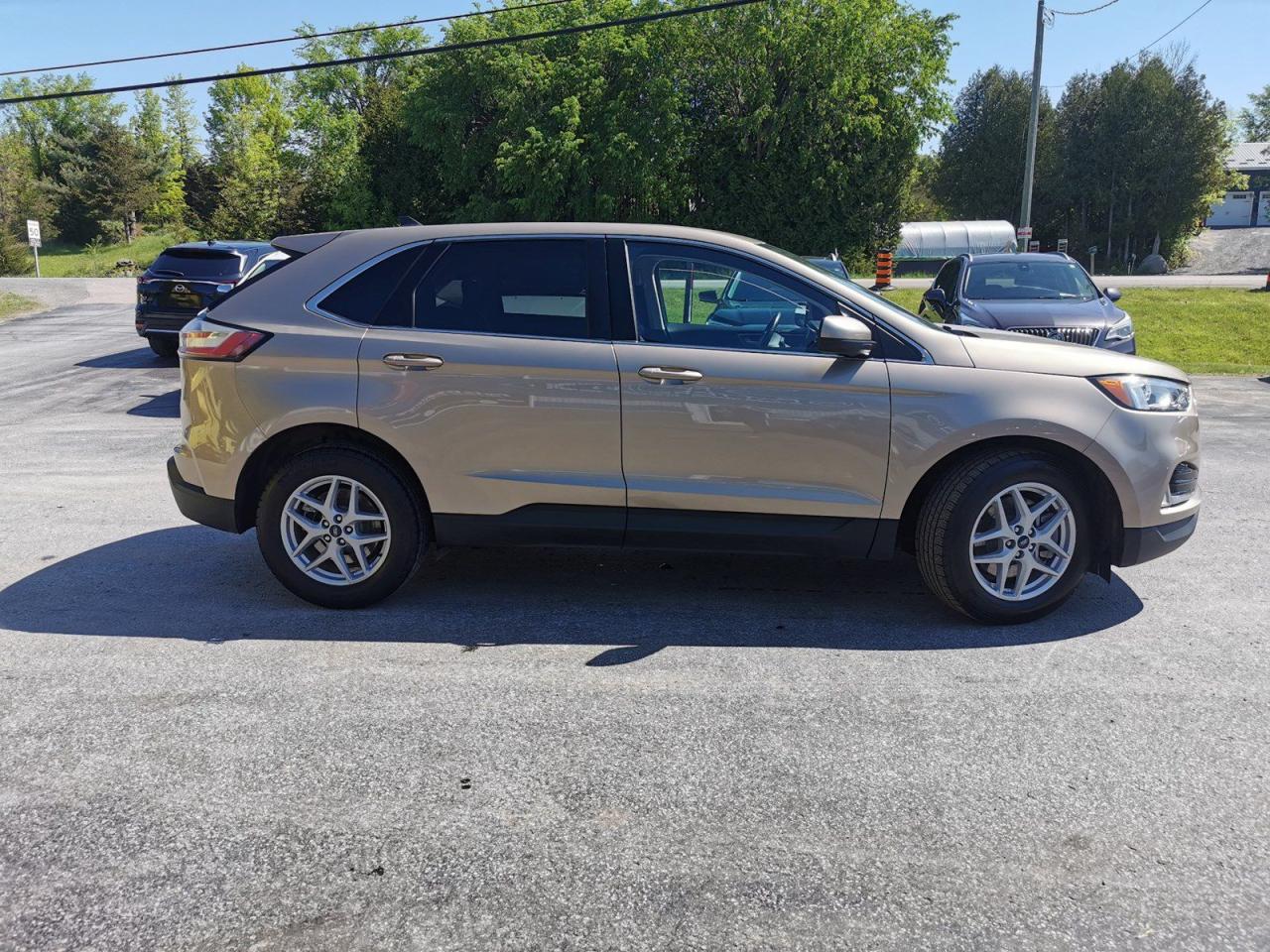 2021 Ford Edge SEL AWD - Photo #4
