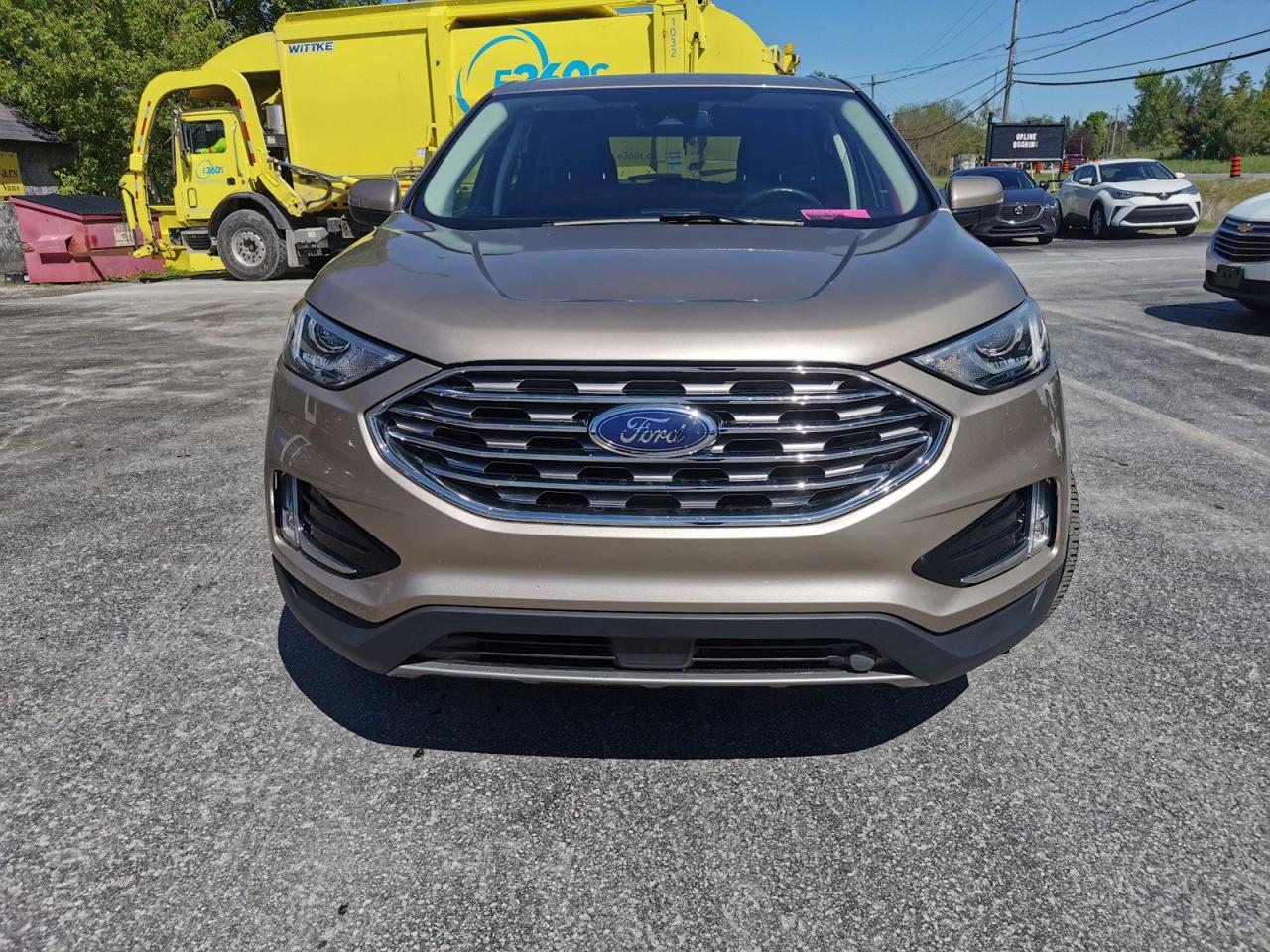 2021 Ford Edge SEL AWD - Photo #2