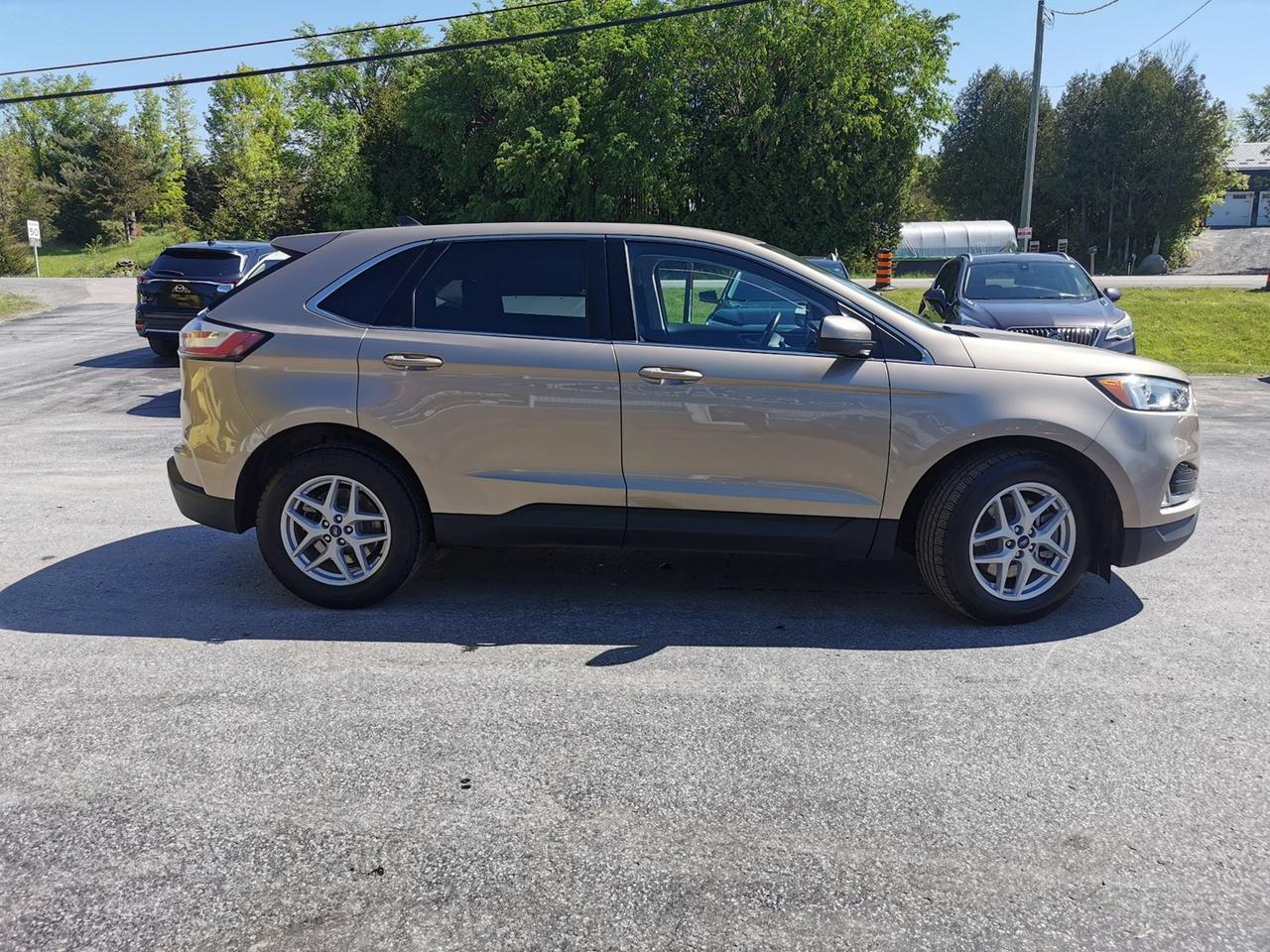 2021 Ford Edge SEL AWD Photo3