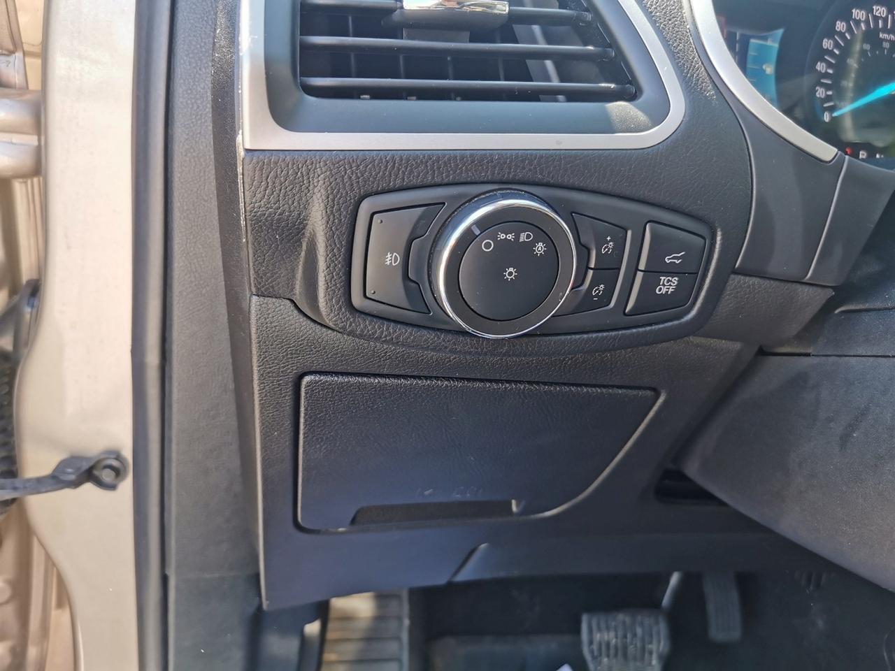 2021 Ford Edge SEL AWD Photo