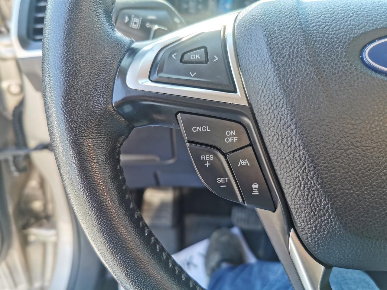 2021 Ford Edge SEL AWD Photo