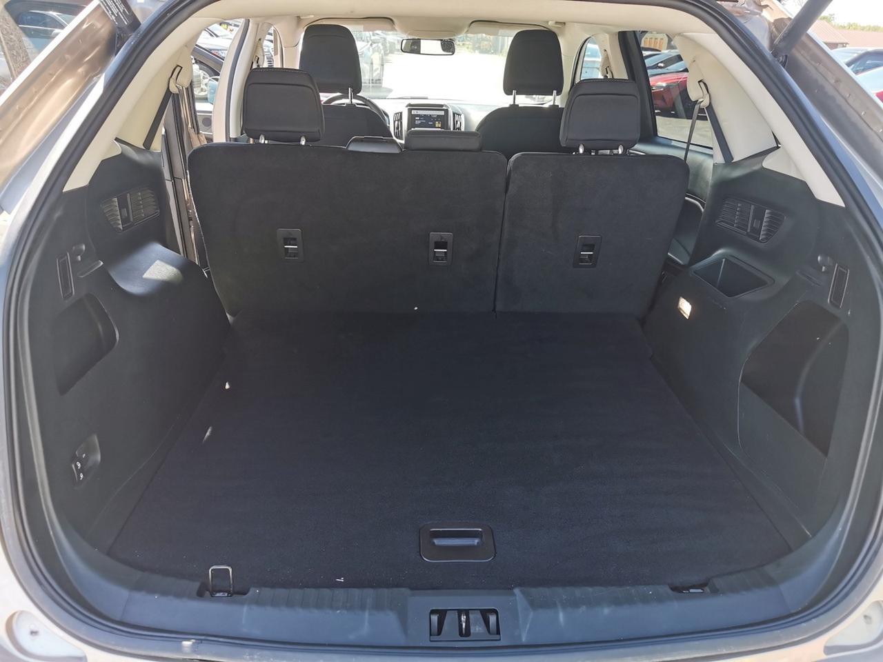 2021 Ford Edge SEL AWD Photo