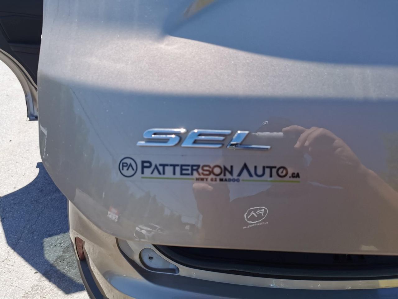 2021 Ford Edge SEL AWD Photo