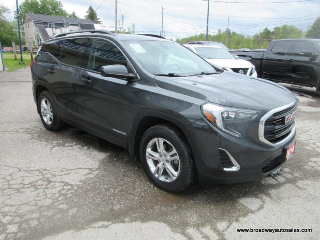 2018 GMC Terrain ALL-WHEEL DRIVE SLE-VERSION 5 PASSENGER 1.6L - DIESEL.. HEATED SEATS.. POWER TAILGATE.. BACK-UP CAMERA.. BLUETOOTH SYSTEM.. KEYLESS ENTRY.. Photo