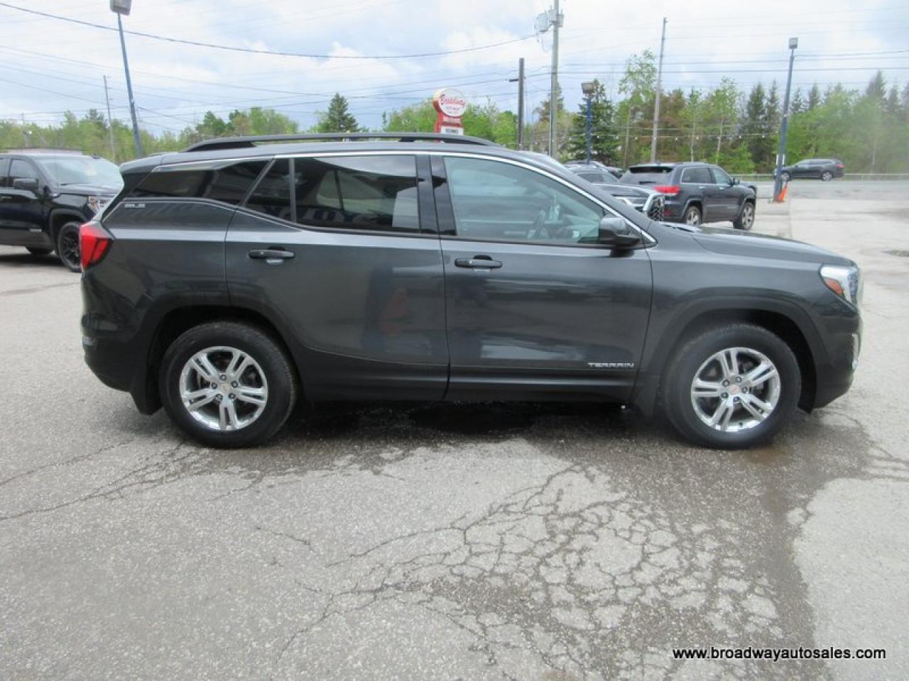 2018 GMC Terrain ALL-WHEEL DRIVE SLE-VERSION 5 PASSENGER 1.6L - DIESEL.. HEATED SEATS.. POWER TAILGATE.. BACK-UP CAMERA.. BLUETOOTH SYSTEM.. KEYLESS ENTRY.. Photo