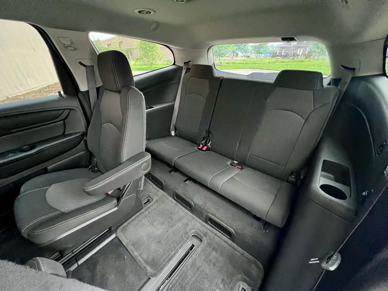 2015 Chevrolet Traverse LT - Photo #16