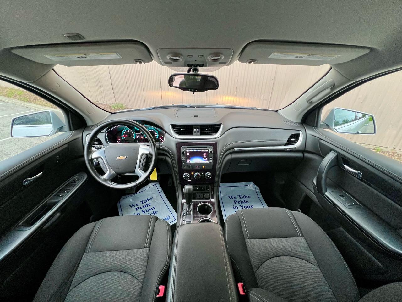 2015 Chevrolet Traverse LT - Photo #10