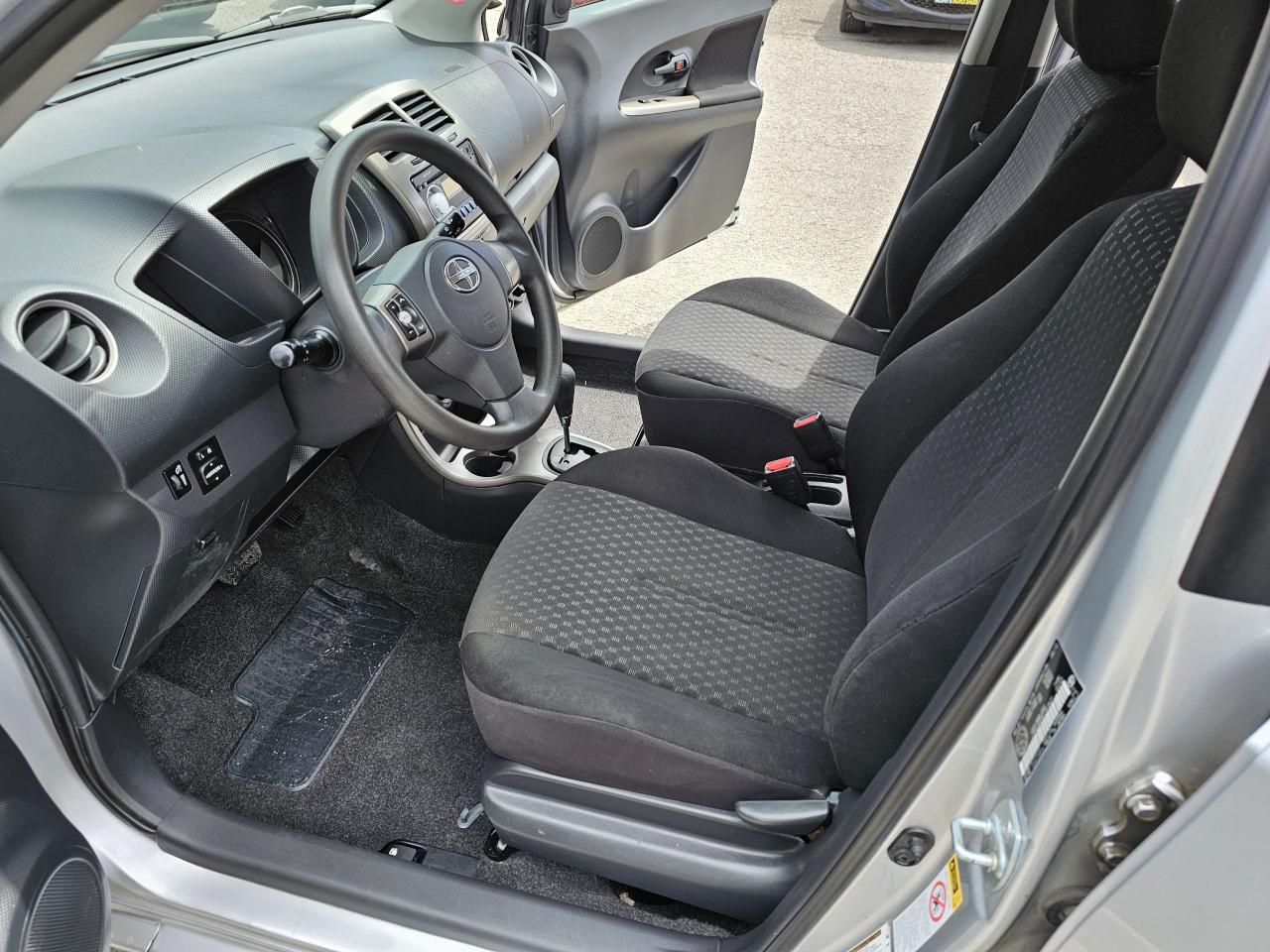 2011 Scion xD AUTO, A/C, BLUETOOTH, POWER GROUP, 149KM - Photo #11