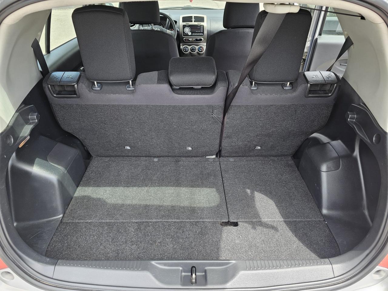 2011 Scion xD AUTO, A/C, BLUETOOTH, POWER GROUP, 149KM - Photo #9