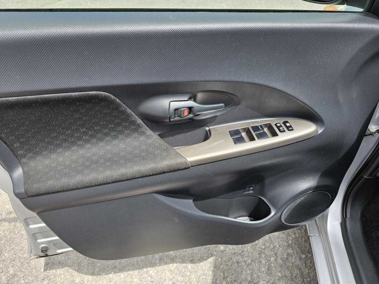 2011 Scion xD AUTO, A/C, BLUETOOTH, POWER GROUP, 149KM - Photo #17
