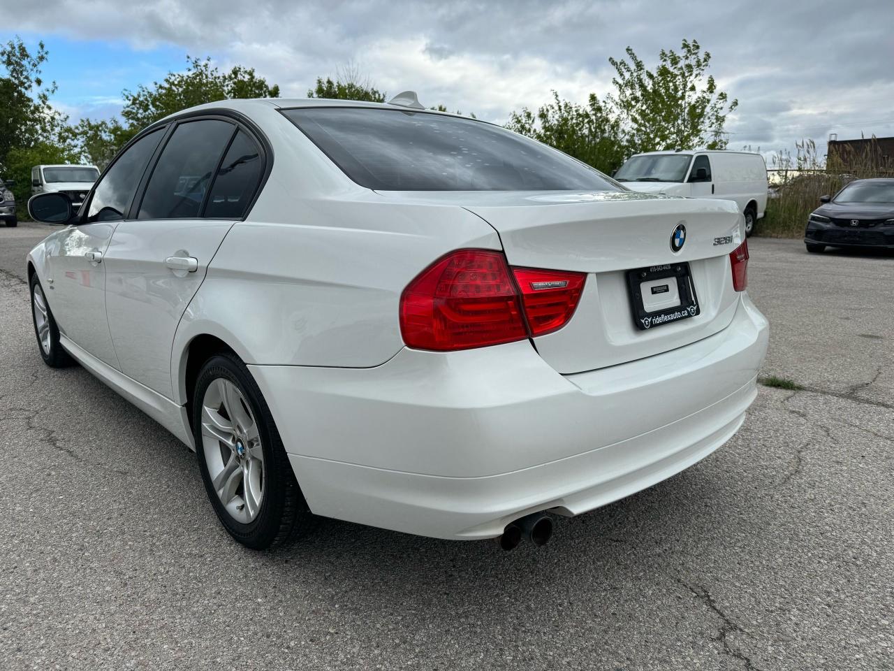 2011 BMW 3 Series 328i xDrive Executive Edition - Photo #7