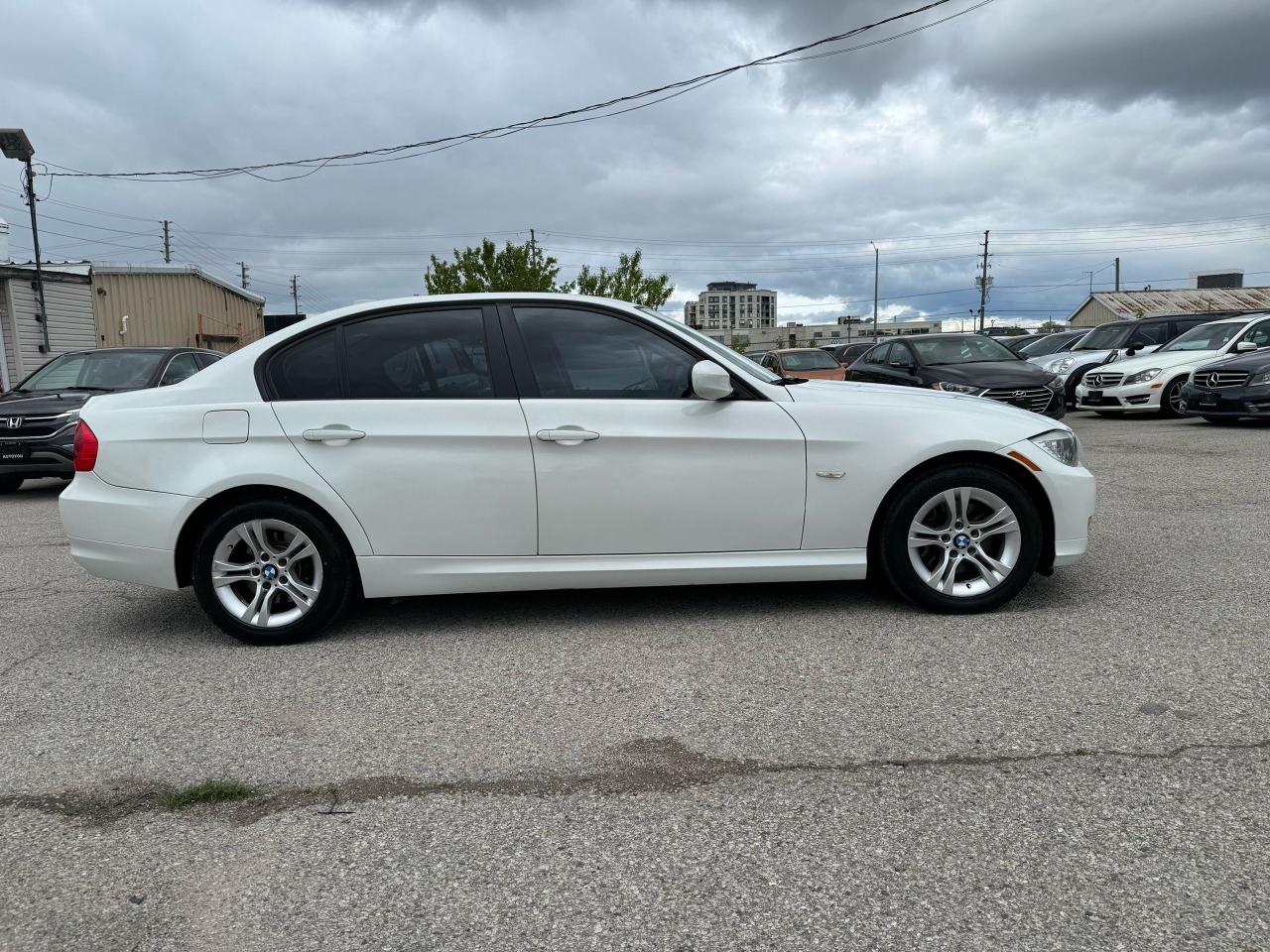 2011 BMW 3 Series 328i xDrive Executive Edition - Photo #4